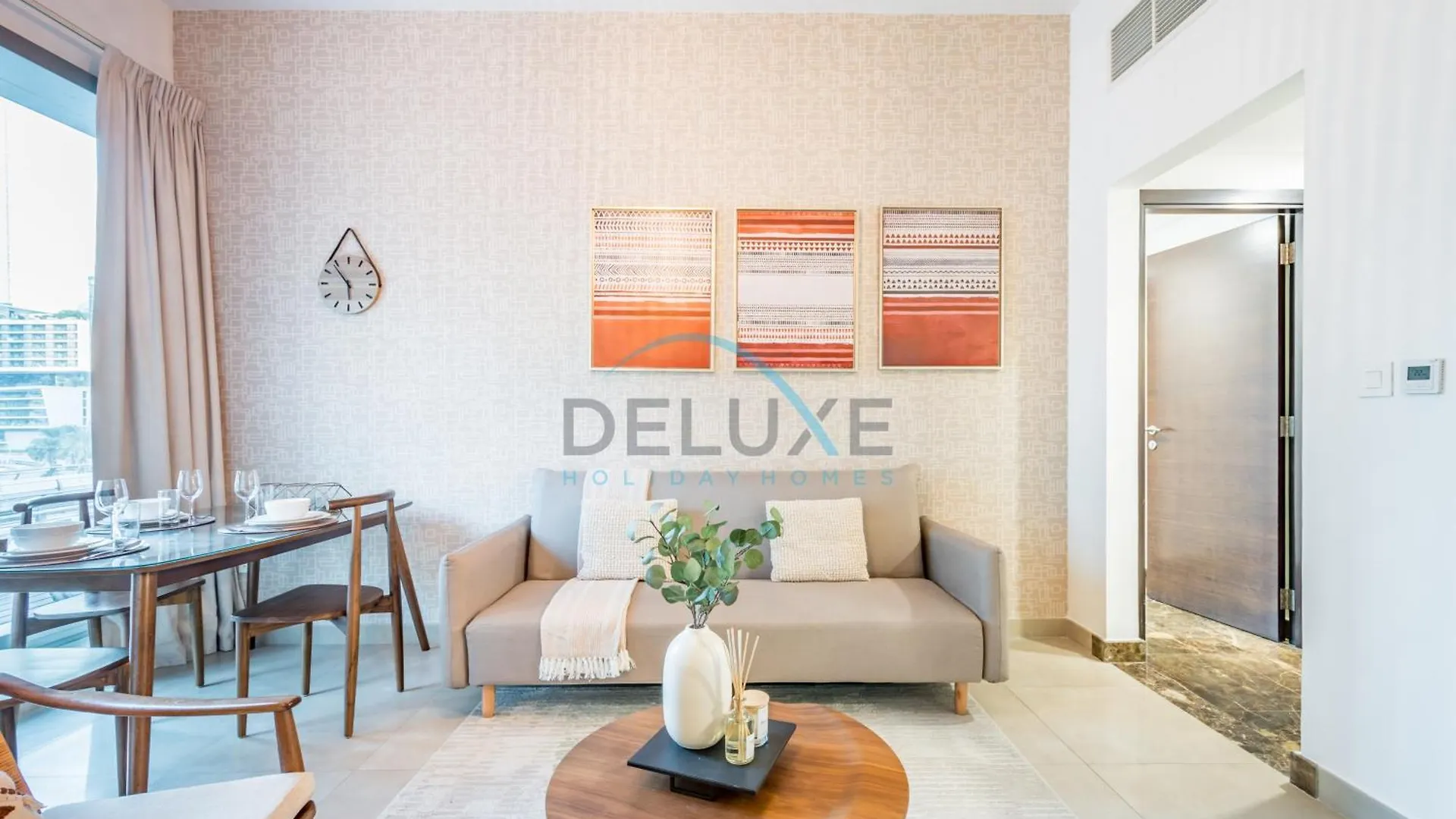 Cozy 1Br Getaway In Sparkle Tower 3, Dubai Marina Buy Deluxe Holiday Homes